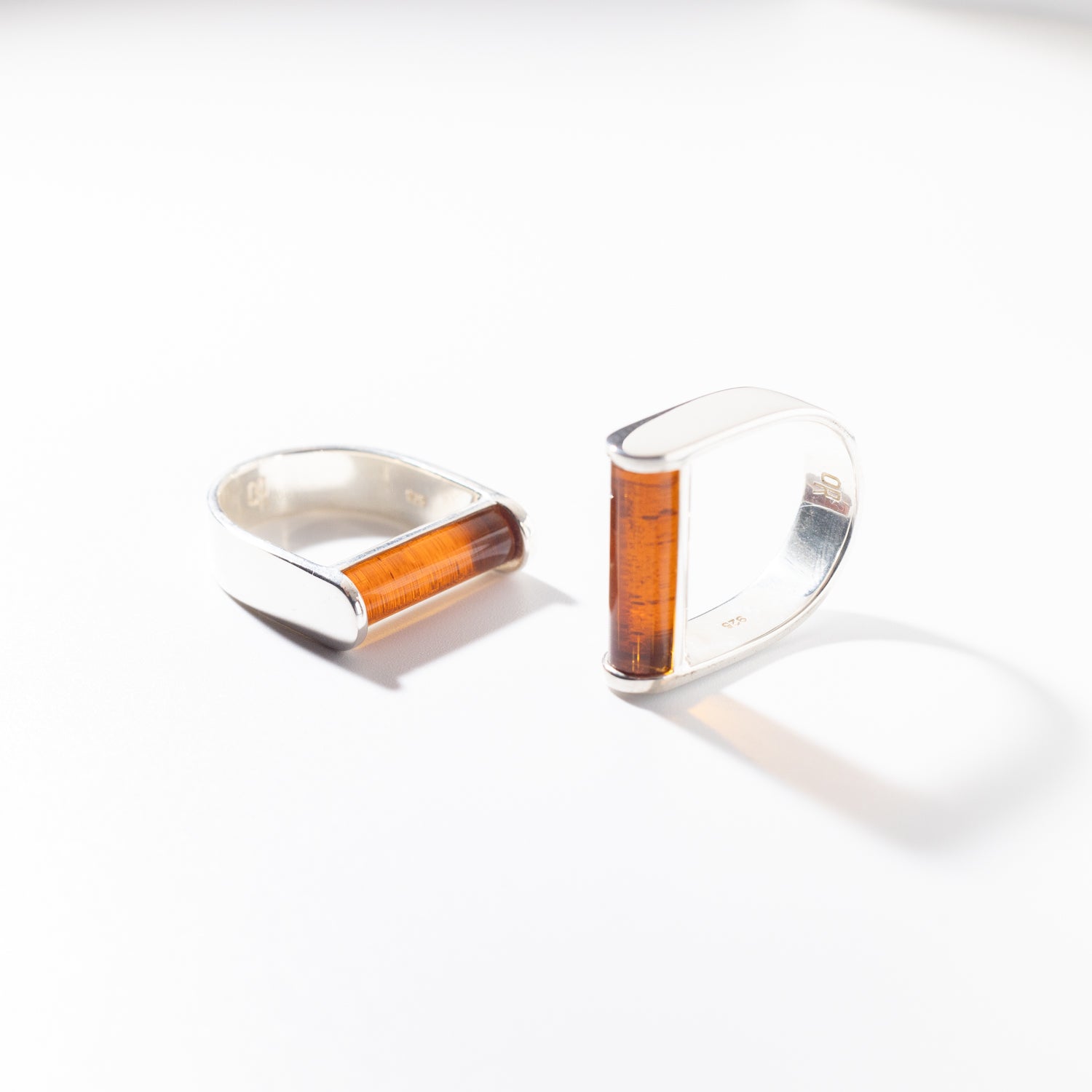 Juno Amber - Silver Ring