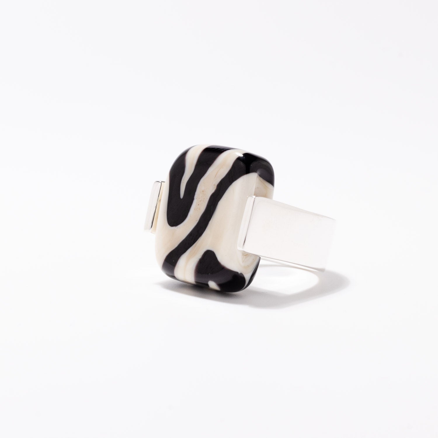 Empire Safari - Silver Ring