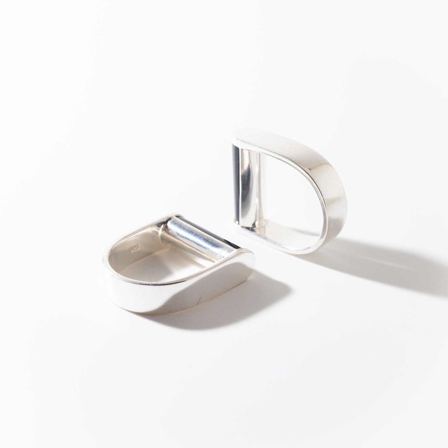 Juno Obsidian - Silver Ring