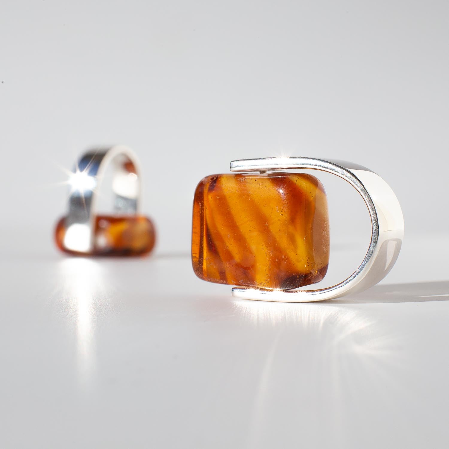 Empire Amberfire - Silver Ring